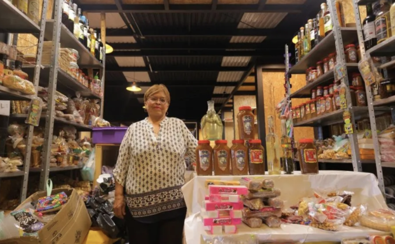 Inauguración de la remodelación del Mercado de Artesanías en Guanajuato por la alcaldesa Samantha Smith.