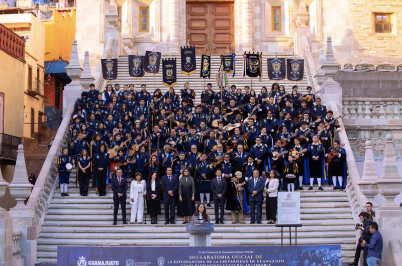 La Estudiantina de la UG ya es oficialmente Patrimonio Cultural Intangible de Guanajuato