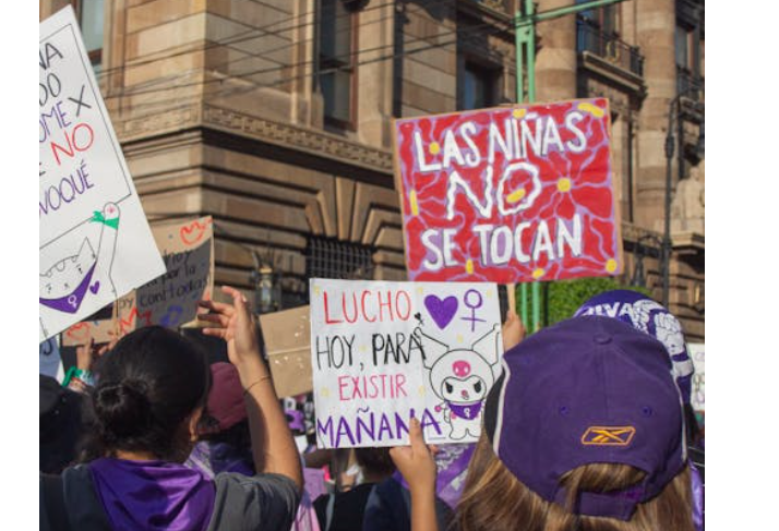 Guía 8M León: Cierres viales, horarios y ruta de la marcha.