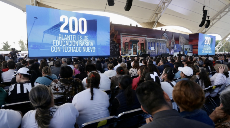 Gran movilidad y afluencia por el Segundo Informe de Gobierno en la Velaria